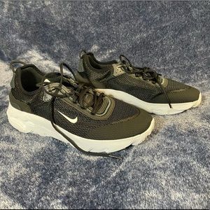 Nike Sneakers Youth Size 7